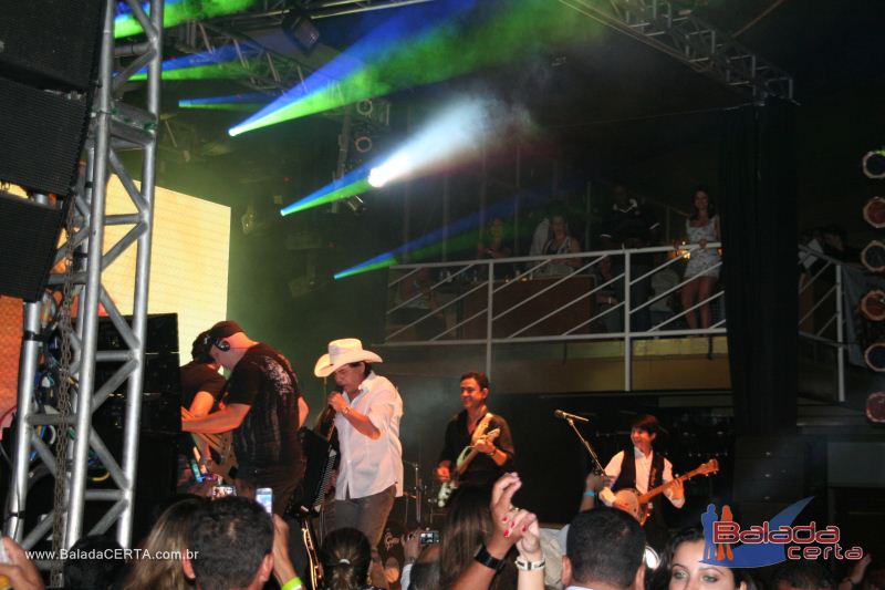 Balada: Show de Chitozinho & Xoror na Via Stadium em Taguatinga - DF