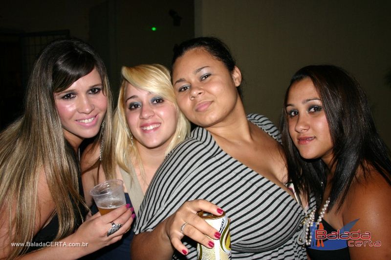 Balada: Private Previa Caldas