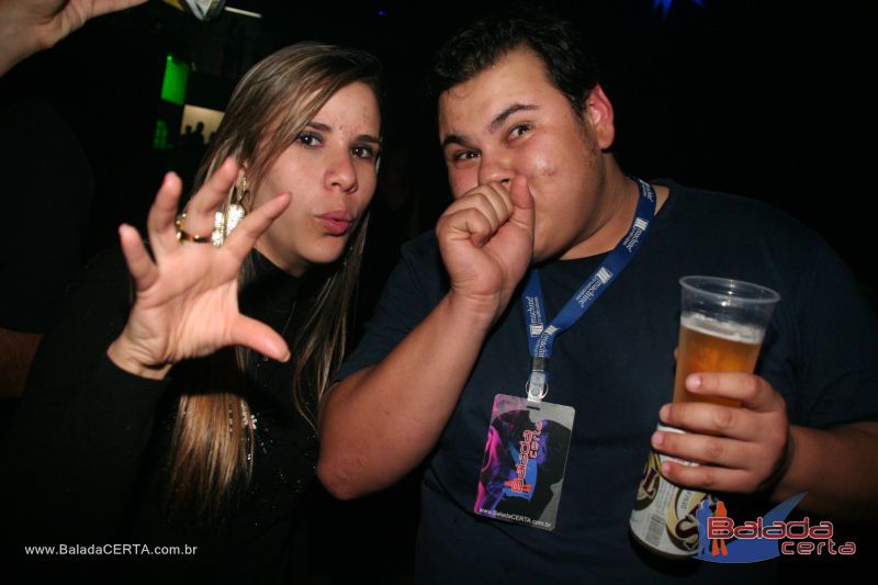 Balada: Violada Universitria - Guilherme & Giulliano