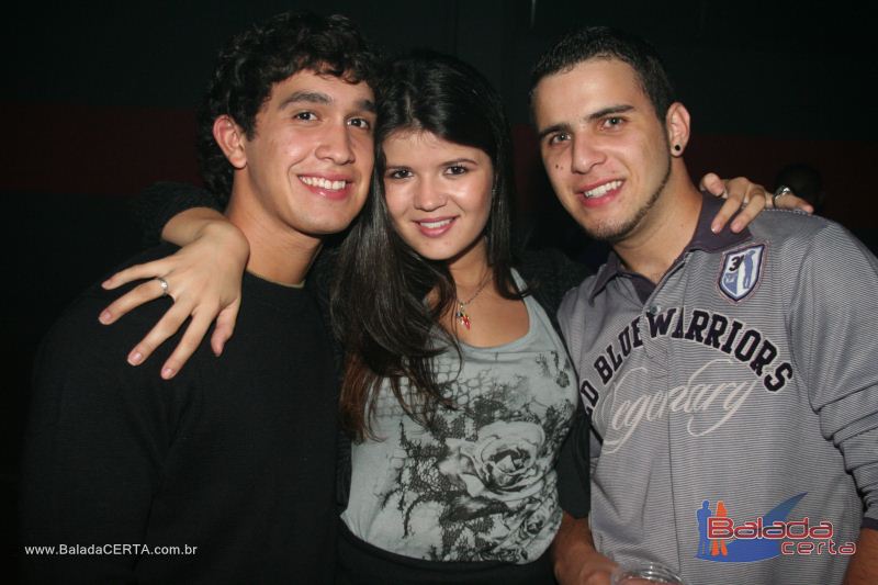 Balada: Violada Universitria - Guilherme & Giulliano