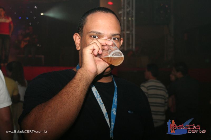 Balada: Violada Universitria - Guilherme & Giulliano