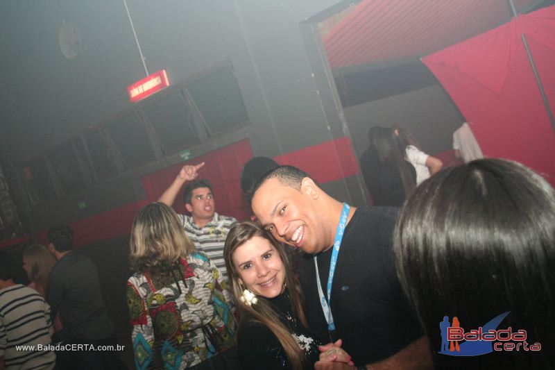 Balada: Violada Universitria - Guilherme & Giulliano