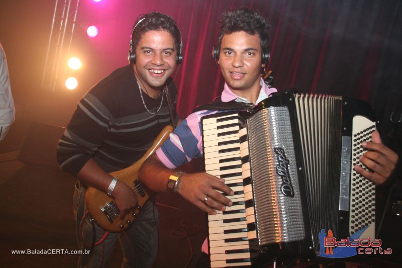 Balada: Violada Universitria - Guilherme & Giulliano