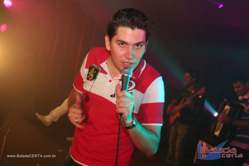 Balada: Violada Universitria - Guilherme & Giulliano