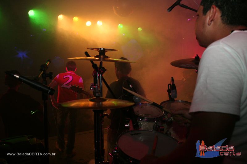 Balada: Violada Universitria - Guilherme & Giulliano