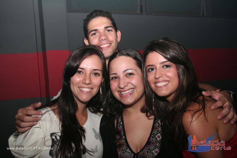 Balada: Violada Universitria - Guilherme & Giulliano