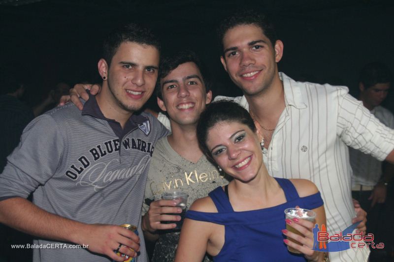 Balada: Violada Universitria - Guilherme & Giulliano