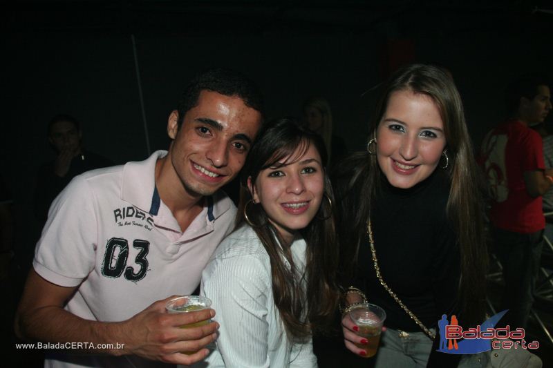 Balada: Violada Universitria - Guilherme & Giulliano