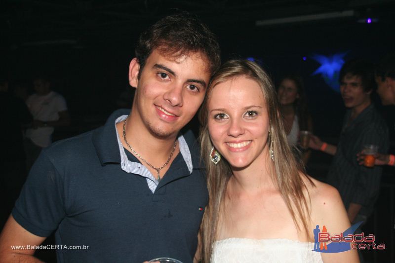 Balada: Violada Universitria - Guilherme & Giulliano