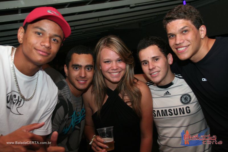 Balada: festen. na Club904 em Braslia - DF