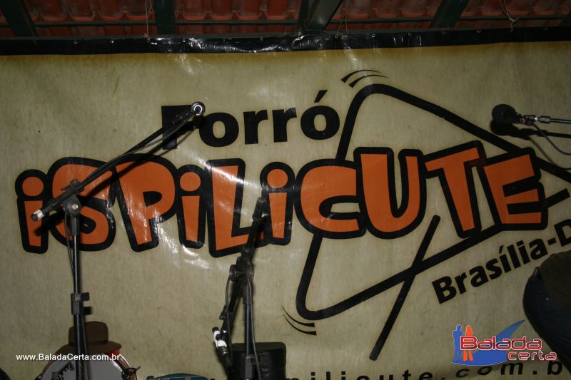 Balada: Fotos de Sexta no Forr� Ispilicute no Setor de Clubes Sul - DF