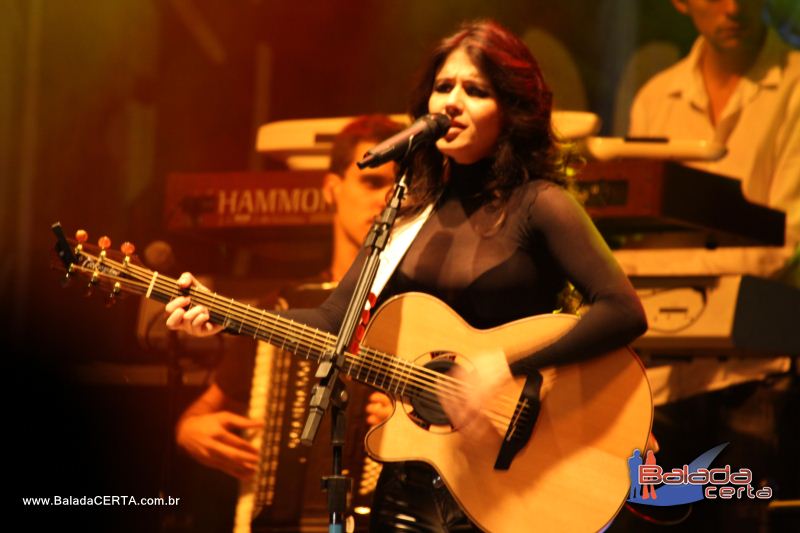 Balada: Show Paula Fernandes