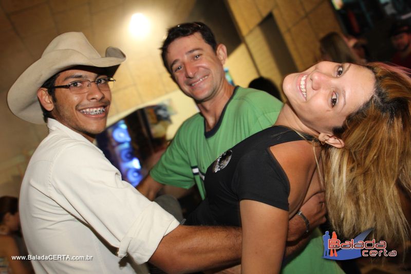 Balada: Fotos de domingo no Showrrasco OS Lendrios - Fazenda Sucupira - Riacho Fundo I