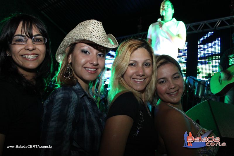 Balada: Fotos de domingo no Showrrasco OS Lendrios - Fazenda Sucupira - Riacho Fundo I