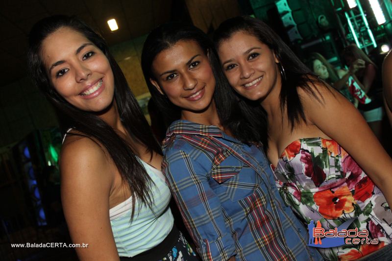 Balada: Fotos de domingo no Showrrasc�o OS Lend�rios - Fazenda Sucupira - Riacho Fundo I