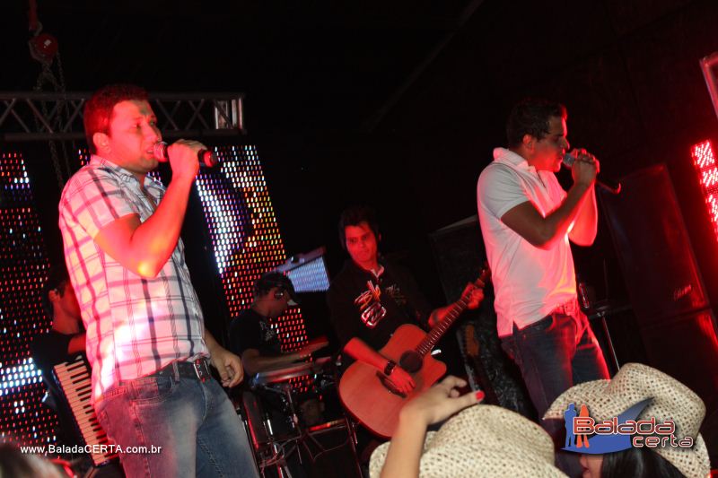 Balada: Fotos de domingo no Showrrasc�o OS Lend�rios - Fazenda Sucupira - Riacho Fundo I