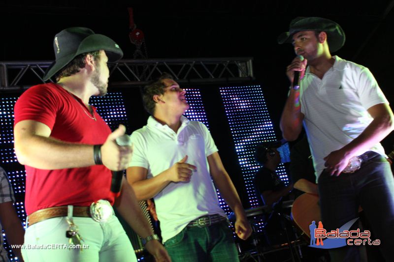 Balada: Fotos de domingo no Showrrasc�o OS Lend�rios - Fazenda Sucupira - Riacho Fundo I