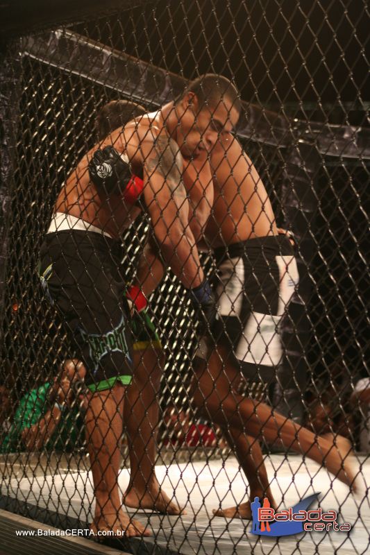 Balada: B2 MMA - Arena de Tits - Choncha Acstica