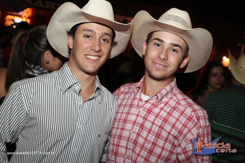 Balada: Festa do Peo Barretos 2011 - Excurso Os Lendrios - Barretos - SP