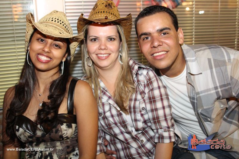 Balada: Festa do Peo Barretos 2011 - Excurso Os Lendrios - Barretos - SP