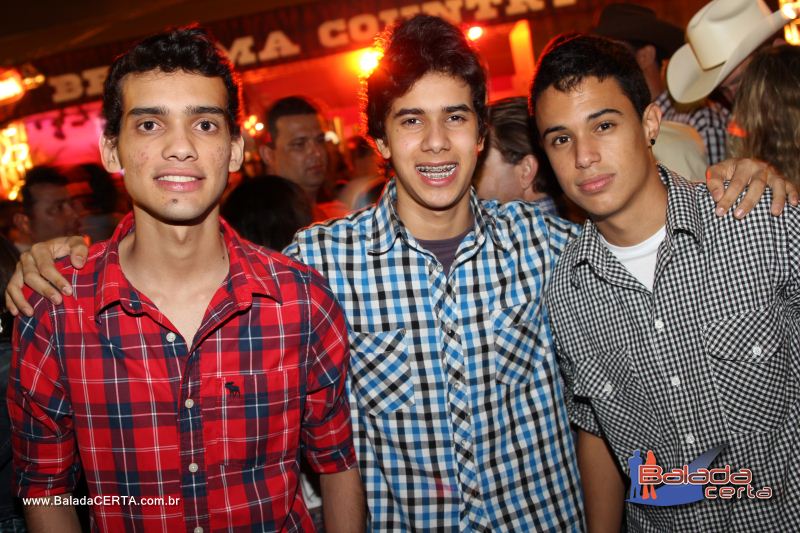 Balada: Festa do Peo Barretos 2011 - Excurso Os Lendrios - Barretos - SP