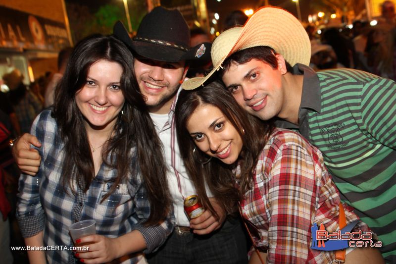 Balada: Festa do Peo Barretos 2011 - Excurso Os Lendrios - Barretos - SP