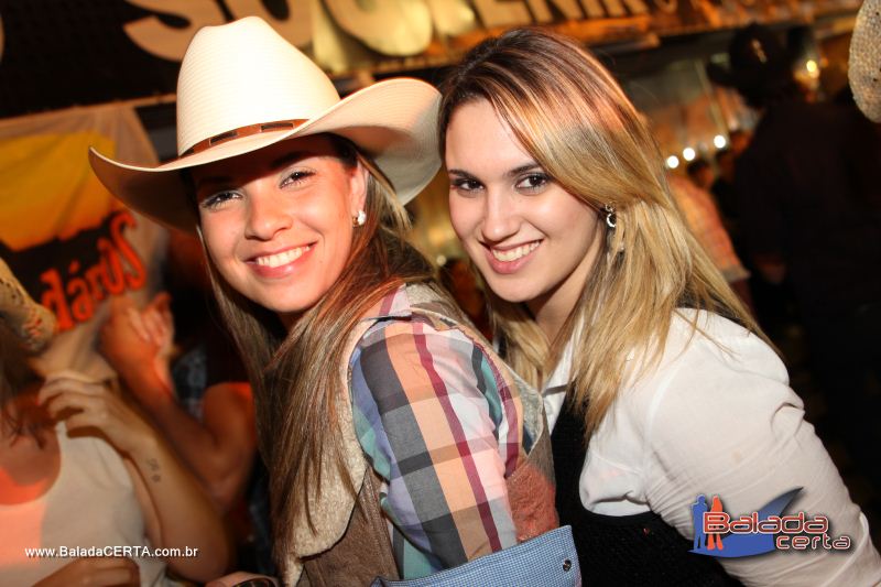 Balada: Festa do Peo Barretos 2011 - Excurso Os Lendrios - Barretos - SP