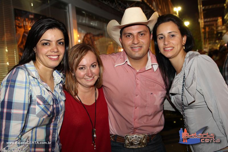 Balada: Festa do Peo Barretos 2011 - Excurso Os Lendrios - Barretos - SP