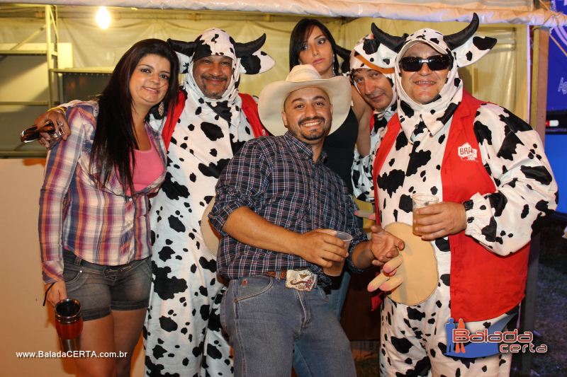 Balada: Festa do Peo Barretos 2011 - Excurso Os Lendrios - Barretos - SP