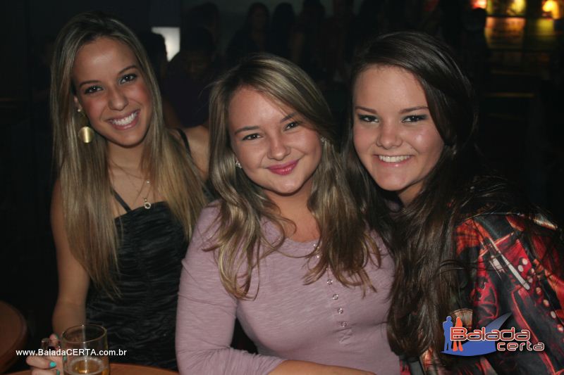 Balada: Fotos de Sexta no Brazucas Sport Bar com Guilherme & Giulliano - guas Claras - DF