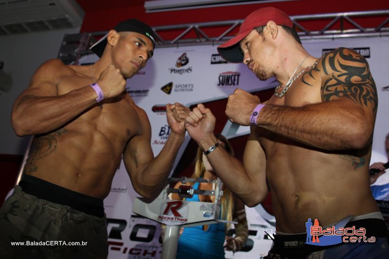 Balada: RockStriker MMA - Pesagem e Coletiva de Imprensa