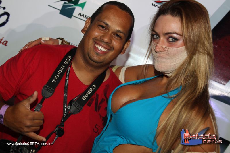 Balada: RockStriker MMA - Pesagem e Coletiva de Imprensa