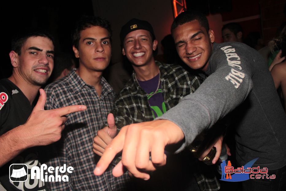 Balada: Fotos de Quinta no Am�rica Rock Club - Perde a Linga - Big Versus - Taguatinga DF 