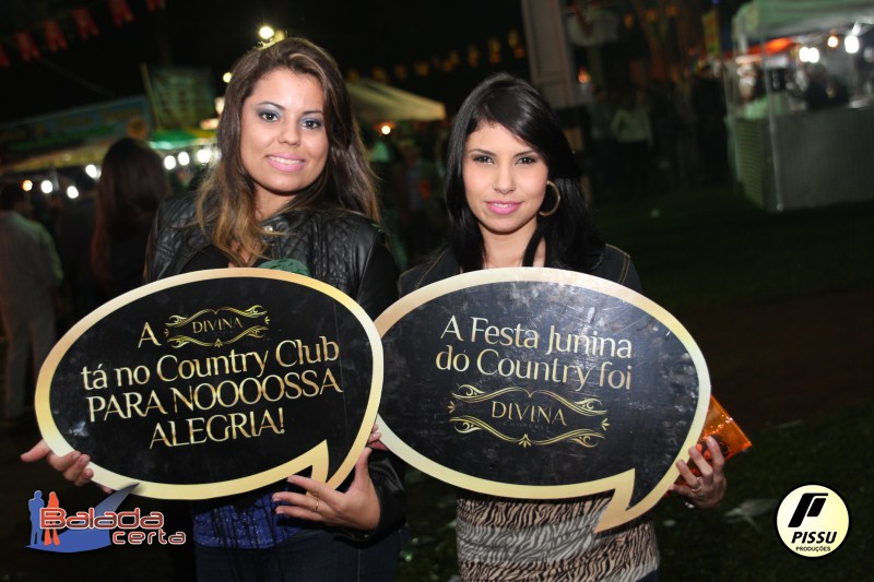 Balada: Fotos de Sexta na Festa Junina no Braslia Country Club - DF