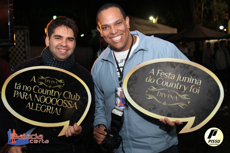 Balada: Fotos de Sexta na Festa Junina no Braslia Country Club - DF