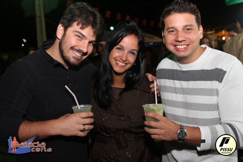 Balada: Fotos de Sexta na Festa Junina no Bras�lia Country Club - DF