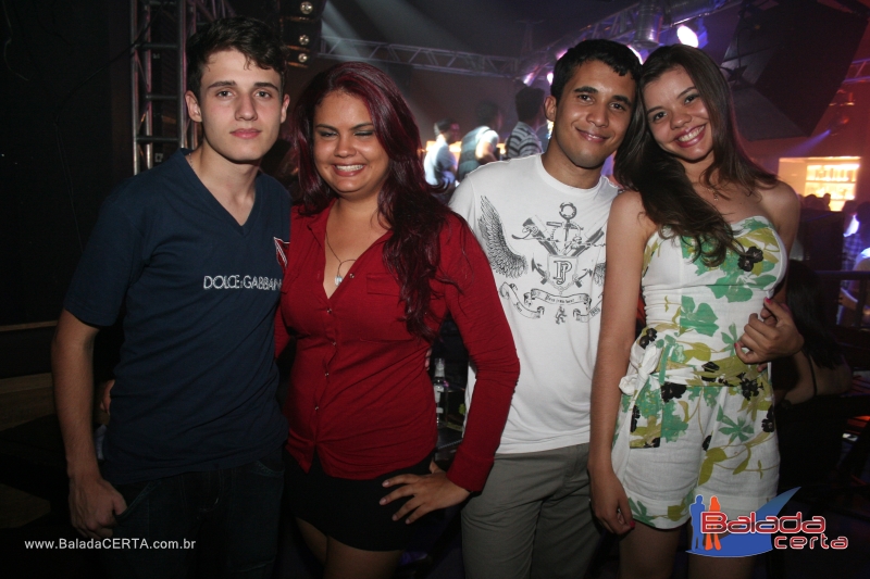Balada: Fotos de Sexta no Sucesso Show Bar em Taguatinga - DF