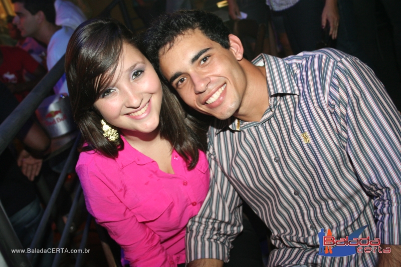 Balada: Fotos de Sexta no Sucesso Show Bar em Taguatinga - DF