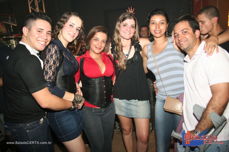 Balada: Fotos de Sexta no Sucesso Show Bar em Taguatinga - DF
