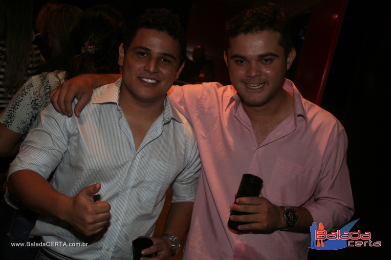 Balada: Fotos de quarta Inaugurao CAPELLA Lounge Bar com JOO NETO E FREDERICO em Taguatinga - DF