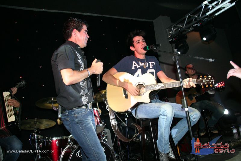 Balada: Fotos de segunda no Caapa Bar em Taguatinga - DF