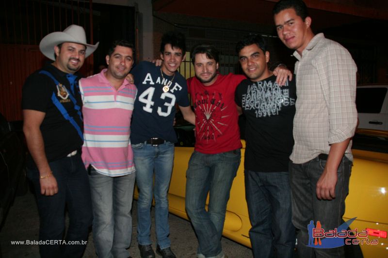 Balada: Fotos de segunda no Caapa Bar em Taguatinga - DF