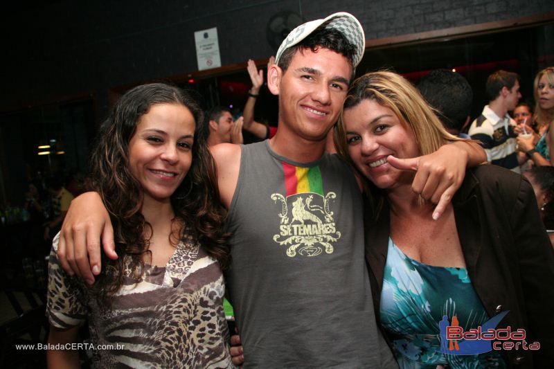 Balada: Fotos de segunda no Caapa Bar em Taguatinga - DF