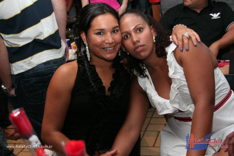 Balada: Fotos de segunda no Caapa Bar em Taguatinga - DF