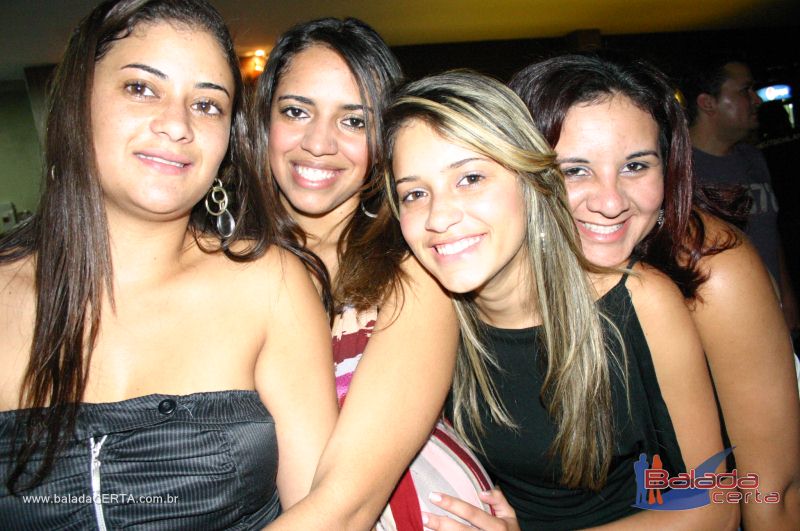 Balada: Fotos de domingo no Caapa em Valparazo - GO