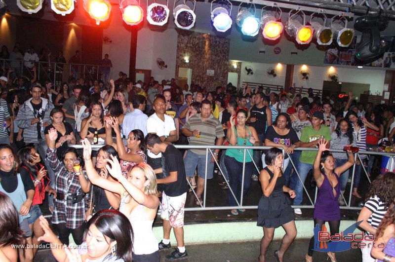 Balada: Fotos de domingo no Caapa em Valparazo - GO