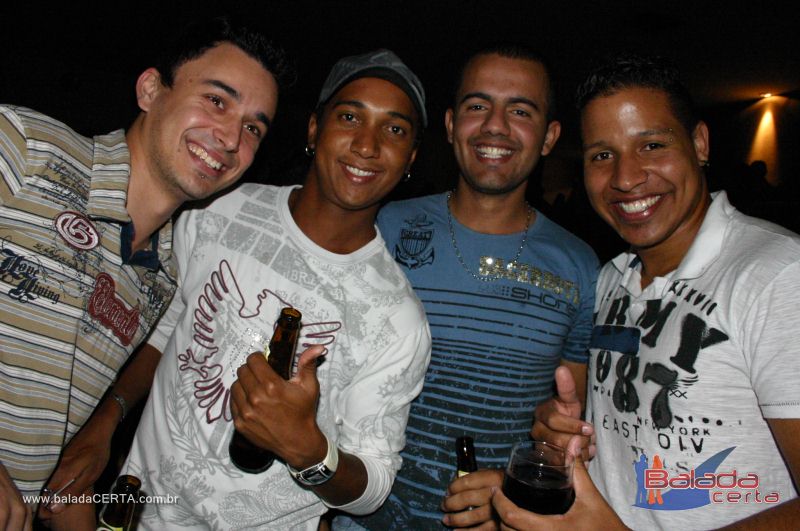 Balada: Fotos de domingo no Caapa em Valparazo - GO