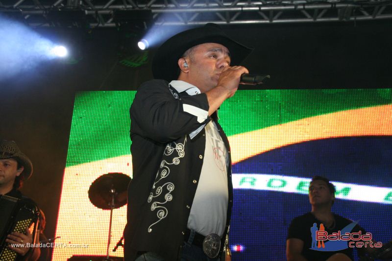 Balada: Show de Rio Negro & Solimes na Via Stadium em Taguatinga - DF