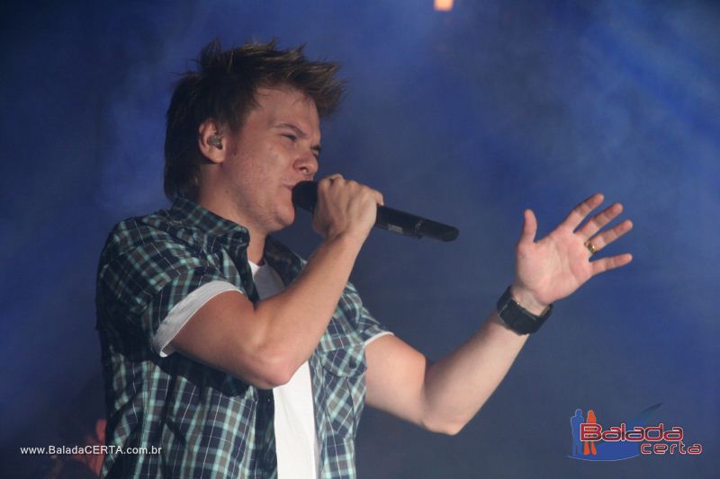 Balada: Show de Michel Tel na Via Stadium em Taguatinga - DF