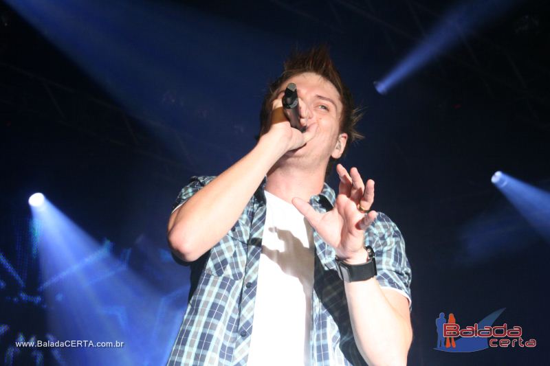 Balada: Show de Michel Tel na Via Stadium em Taguatinga - DF